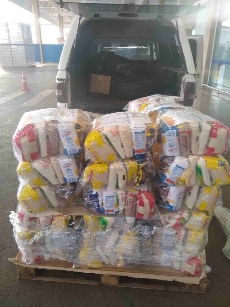 Em ação Lions Clube entrega 60 cestas básicas à comunidade