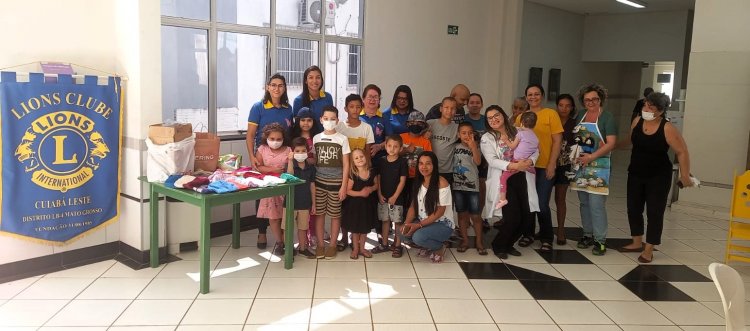 Lions Clube Cuiabá Leste leva conforto e apoio às crianças do Hospital do Câncer com doação de tocas